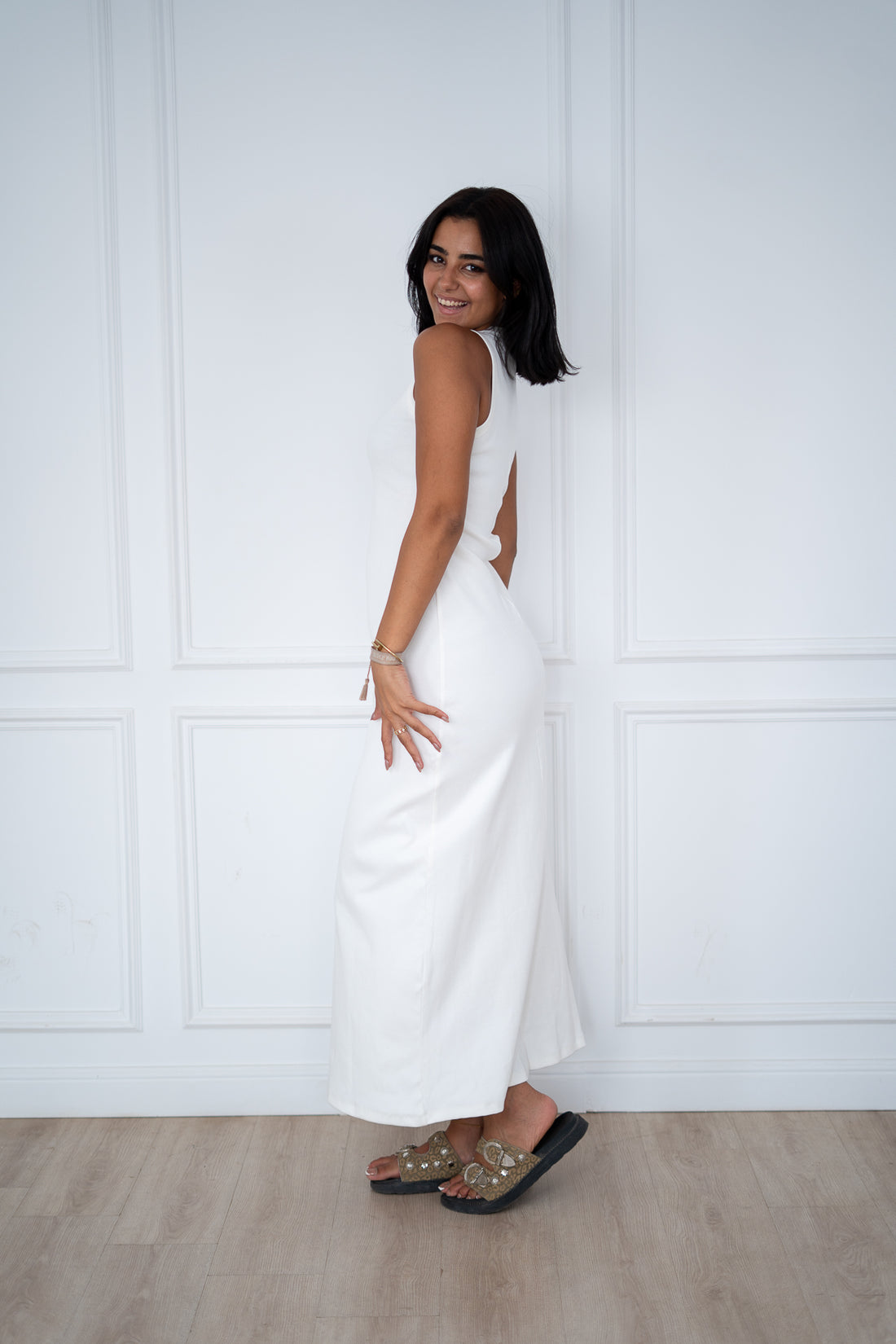 Basic sleeveless dress