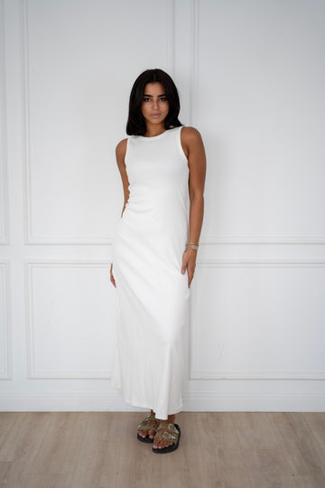 Basic sleeveless dress